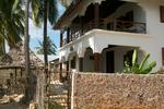 Dudes Guesthouse - Image 4