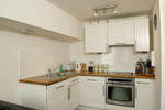 The Old Schoolhouse Hostel Apartments - Image 6