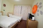 Raintree Backpacker Hostel - Image 8
