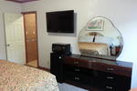Walls Motel Long Beach - Image 10