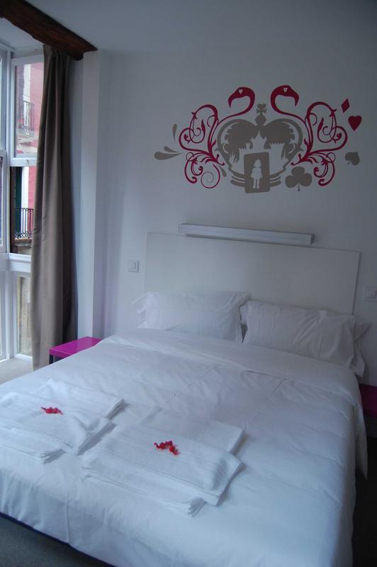 AliciaZzz Bed and Breakfast Bilbao  2