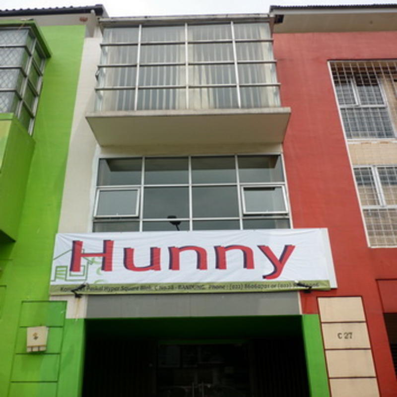 Hunny Hostel Bandung  0