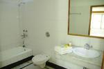 Hotel Zen - Image 4