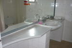Elite Apartments - Image 8