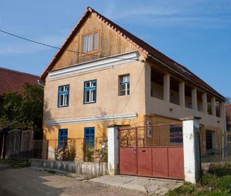Hostel Transilvanica  0