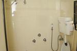 Travellers Inn - Image 4