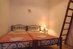 Mama's Townhouse - Image 2