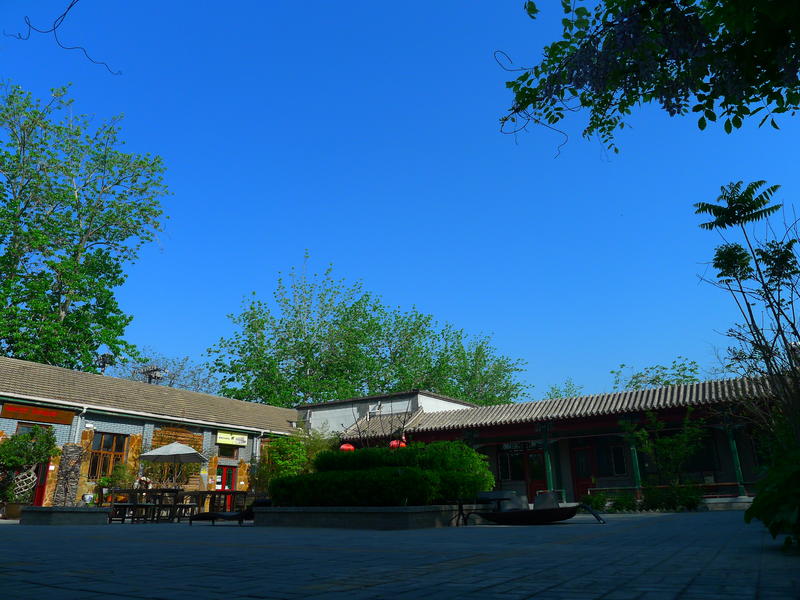 Ming Courtyard  0