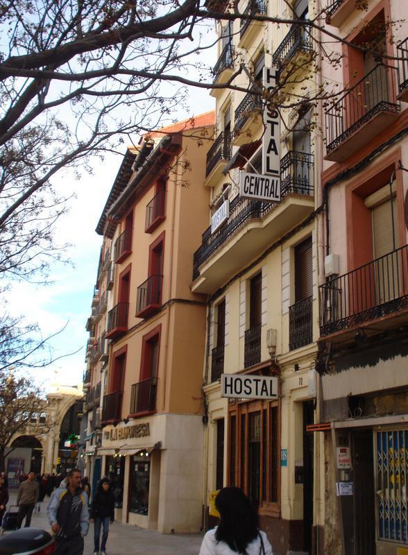 Hostal Central Zaragoza  2