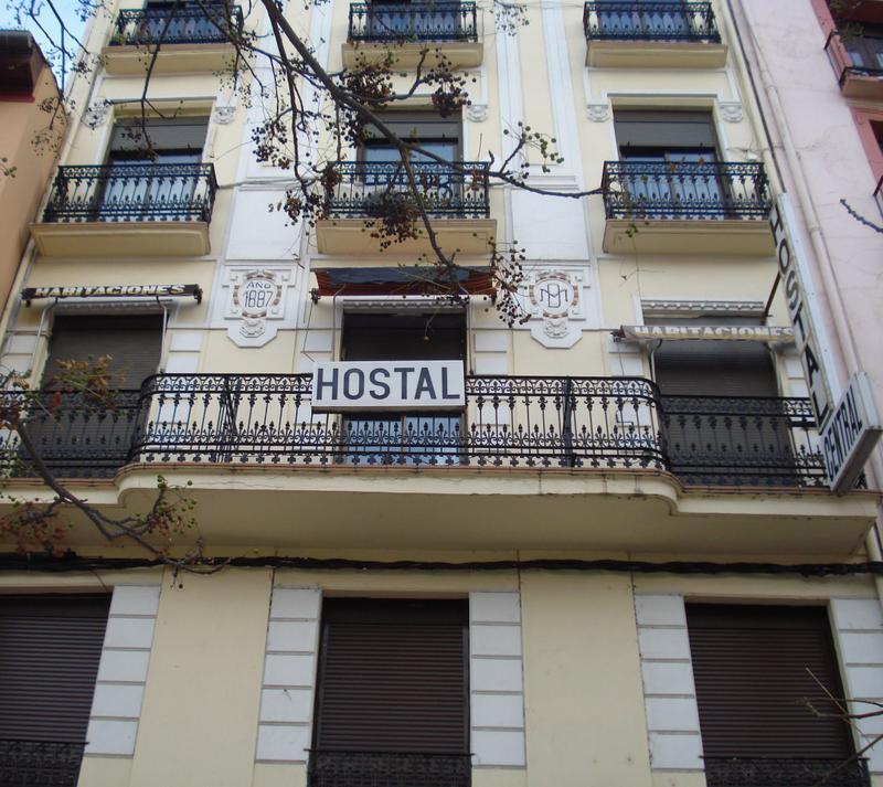 Hostal Central Zaragoza  3
