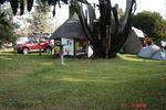Shoestrings Airport Lodge - Image 4