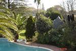 Shoestrings Airport Lodge - Image 7