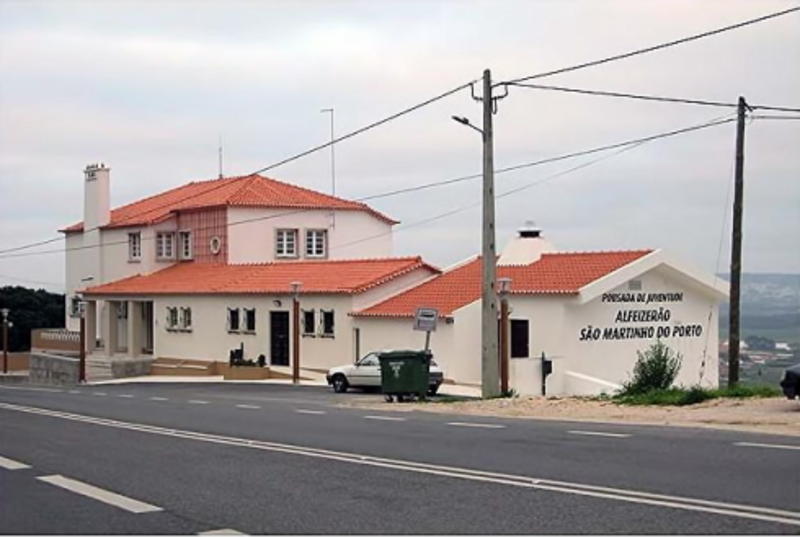 Alfeizerao - Sao Martinho do Porto Youth Hostel  0