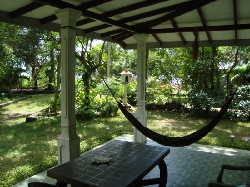 Lake View Lanka Guesthouse  3