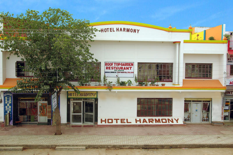 Hotel Harmony  0
