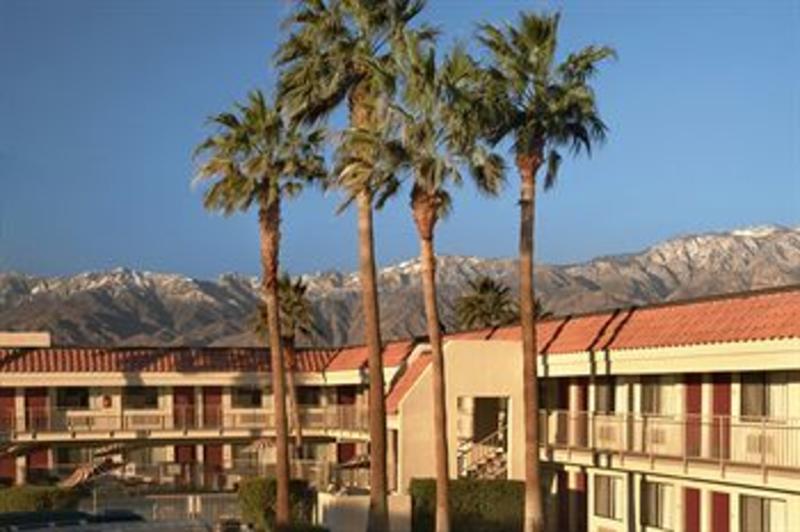 Red Roof Inn Palm Springs  0