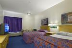 Red Roof Inn Phoenix Airport - Image 2