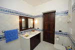 Sara Apartment - Image 6