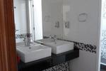 H Rado Hostel - Image 9
