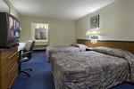 Red Roof Inn & Suites Naples - Image 4