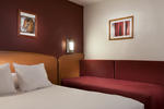 Comfort Hotel CDG Goussainville - Image 9