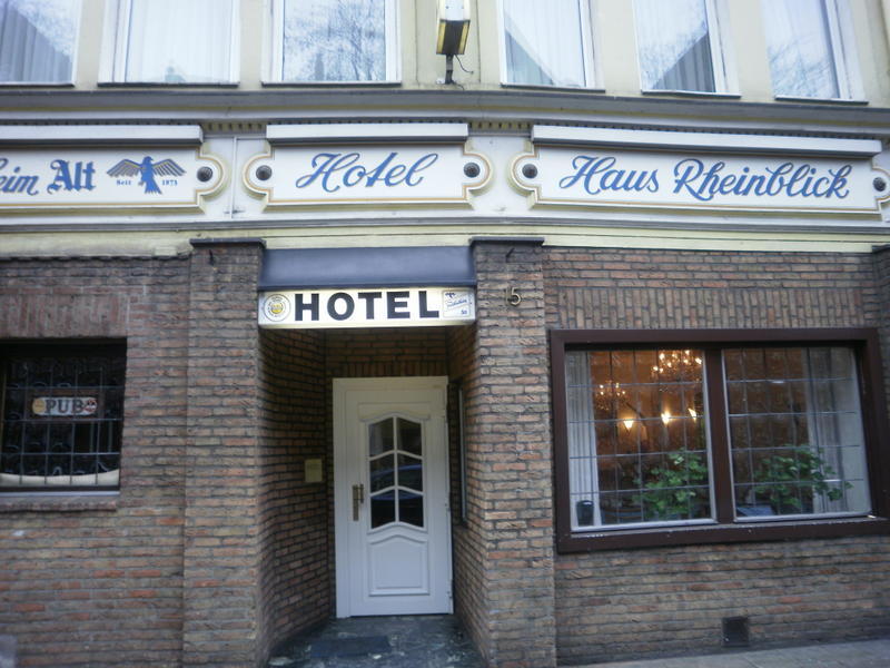 Altstadt Hotel Rheinblick  0