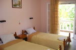 River Studios  and Apartments - Image 3
