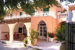 River Studios  and Apartments - Image 4