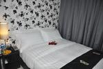 Tresor Tavern Hotel - Image 8