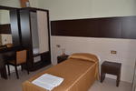Hotel & Hostel Colombo For Backpackers - Image 7