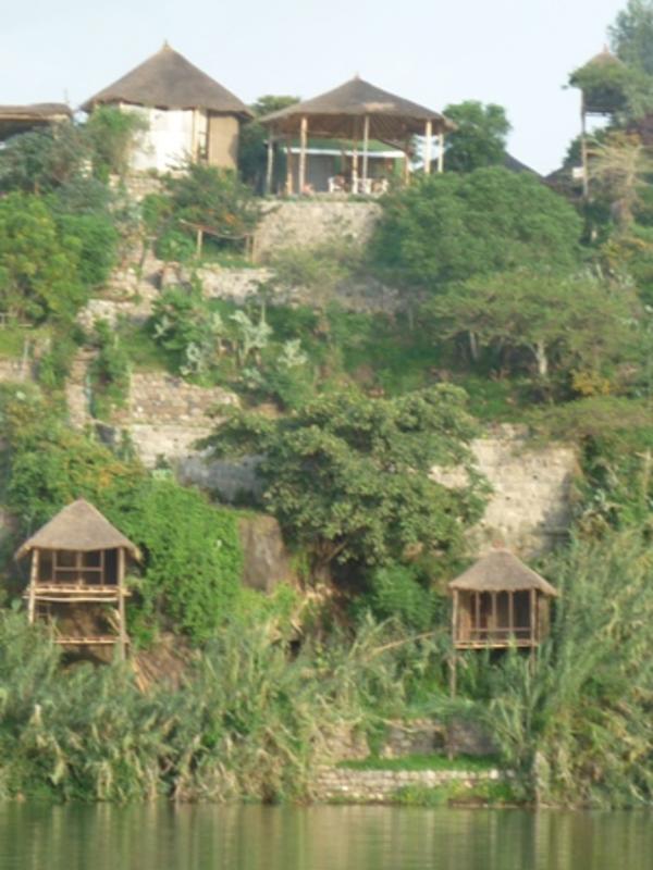 The Babogaya Lake Viewpoint Lodge  2