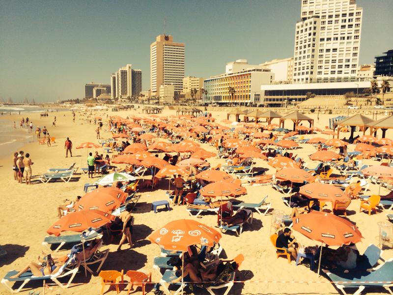 Tel Aviv Beachfront Hostel  2