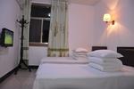 Brook Hotel - Image 5