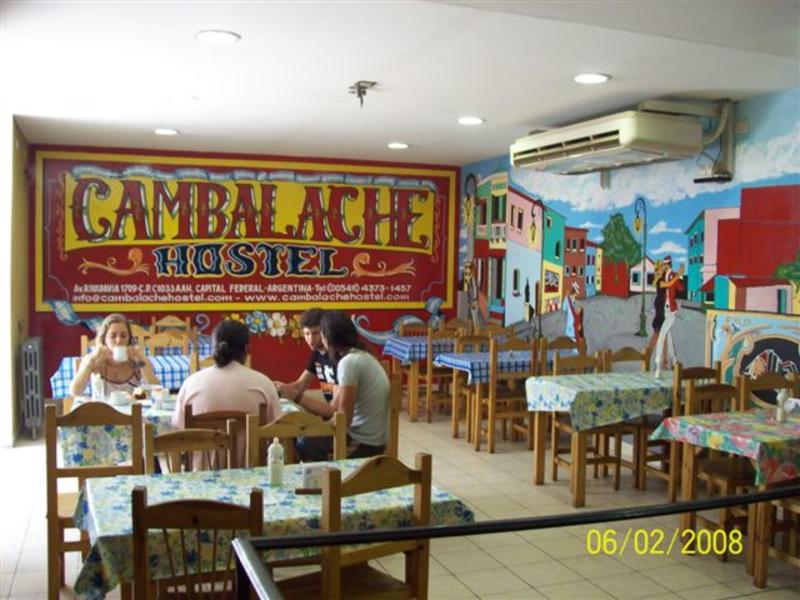 Cambalache Hostel  0