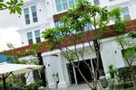 Frangipani Villa Hotel II