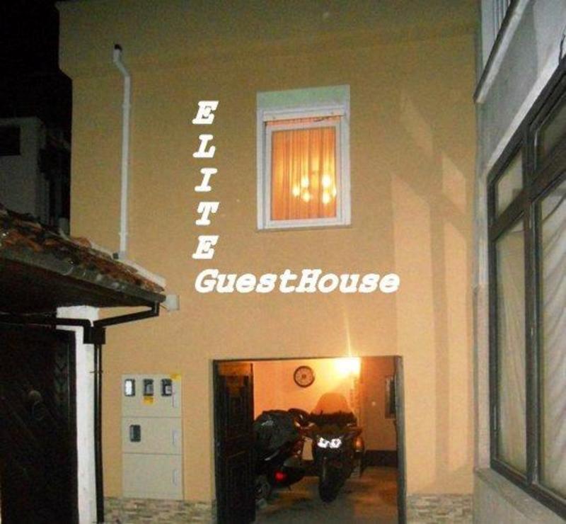 Elite Guesthouse  0