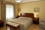 Rose Hotel - Image 4