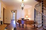 Market Square Apartment