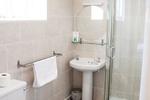 Photos of Blenheim Lakeside Hotel