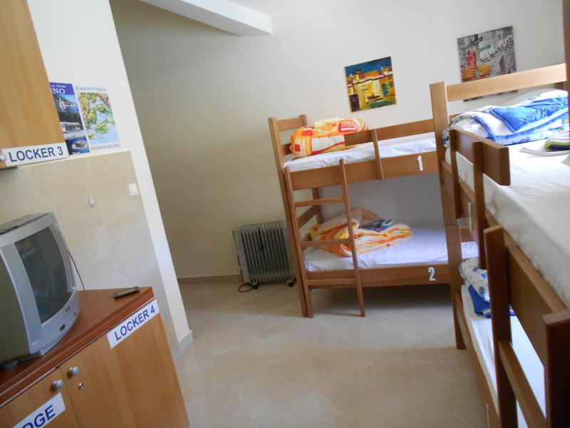 Montenegro Hostel 4U  3