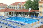 Village Inn - Image 7