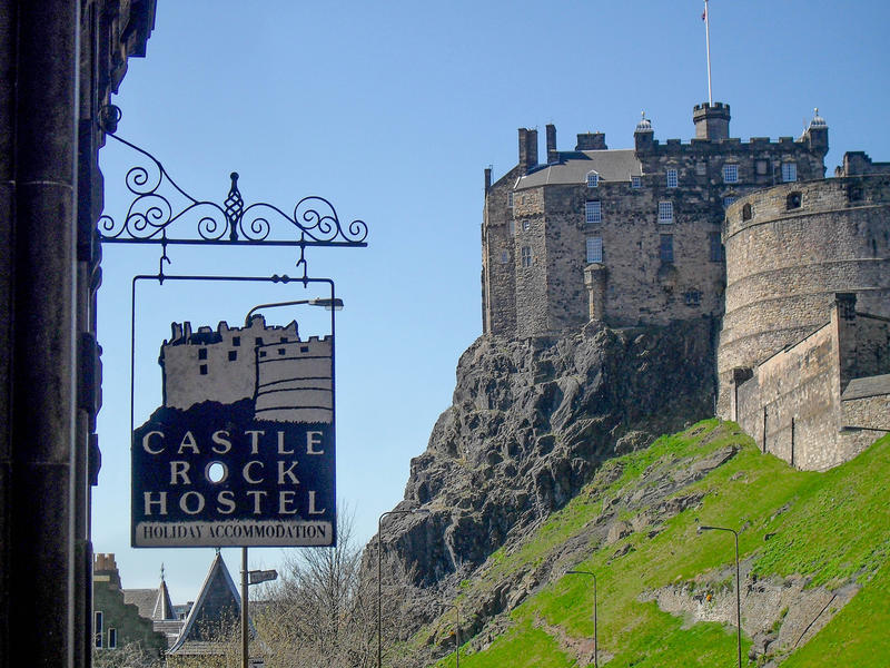 Castle Rock Hostel  0