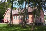 Hallandsasens Vandrarhem Hostel & B&B