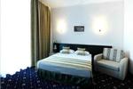 Manhattan Hotel - Image 6