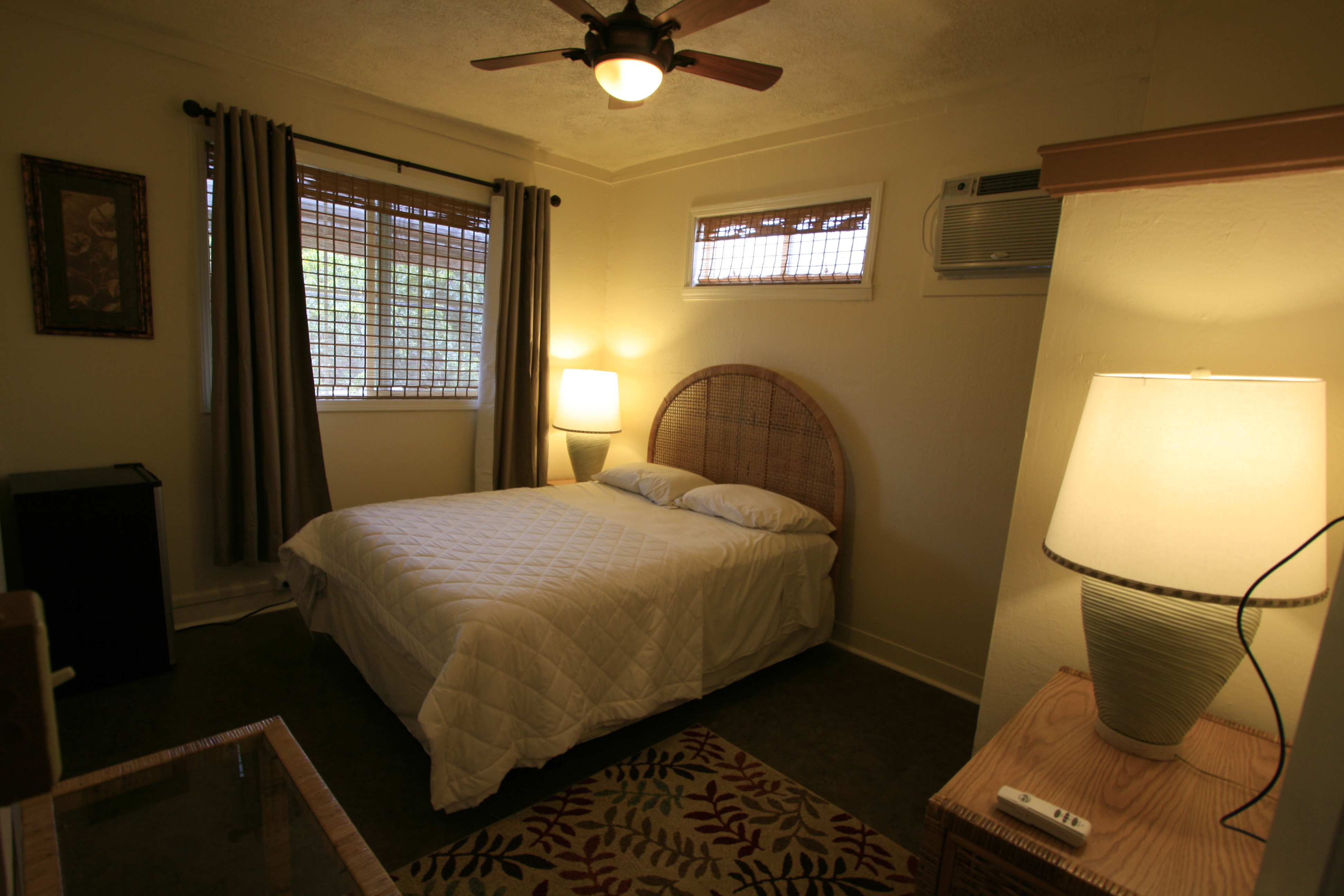 The Northshore Hostel Maui  0