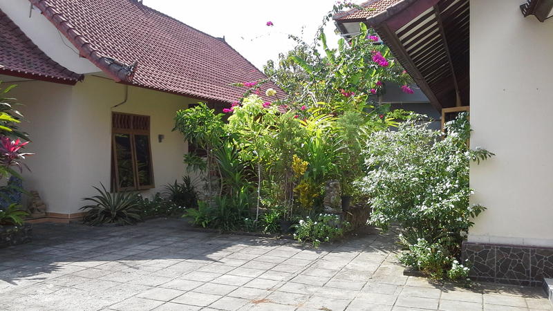 Jimbaran Home Stay Bali  0