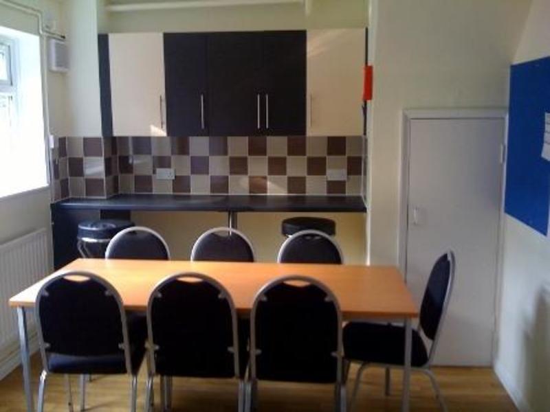 University Of Kent Park Wood Village: Image # 4