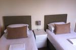 Acacia Guesthouse - Image 2