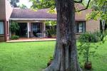 Flame Tree Lodge - Image 3