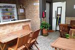 Moni Gallery Hostel - Image 5
